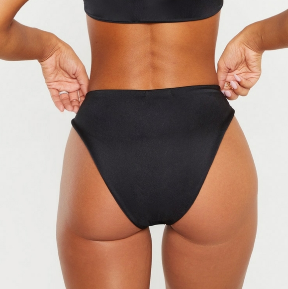 PrettyLittleThing Black Strap Front High Leg Bikini Bottom - Picture 2 of 11